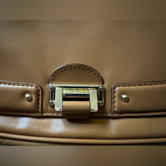 Banana Republic leather small shoulder bag - Picture 10 of 13